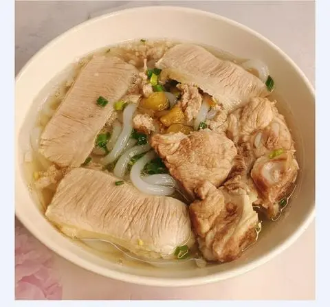 Hình ảnh Bánh Canh Xương Thịt