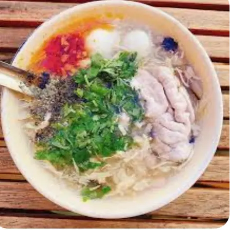 Hình ảnh Súp cua trứng cút óc heo