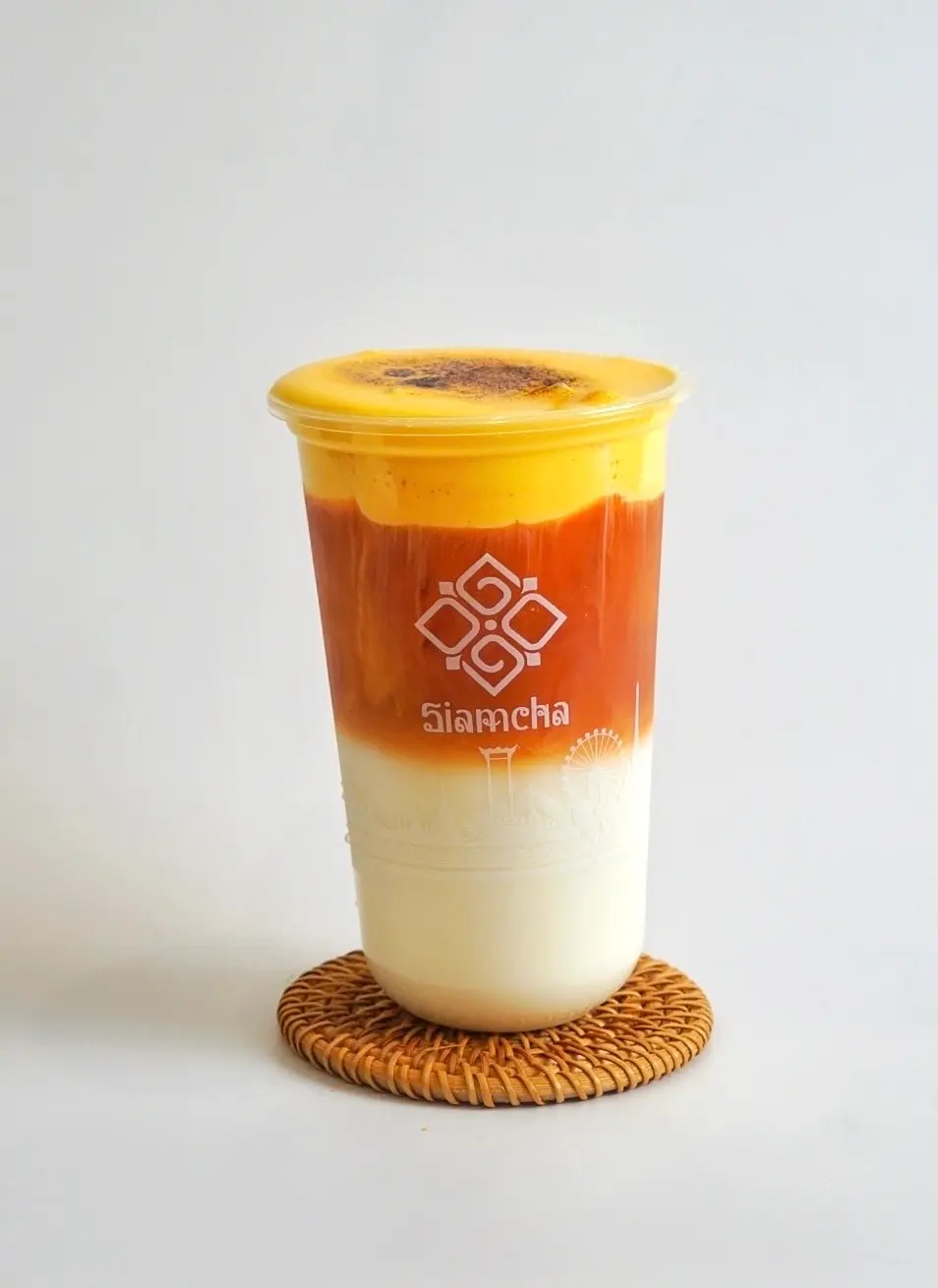 Hình ảnh Thái Đỏ Latte Kem Trứng