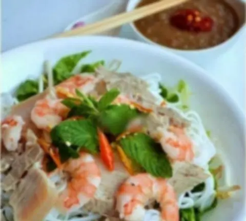 Hình ảnh Bún thịt luộc - tôm tươi đặc biệt