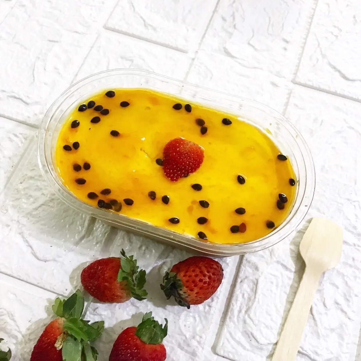 Hình ảnh Tiramisu vị chanh dây