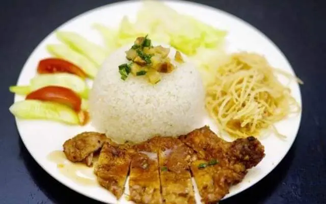 Hình ảnh cơm sườn bì 