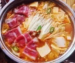 Hình ảnh Lẩu thịt bò kim chi