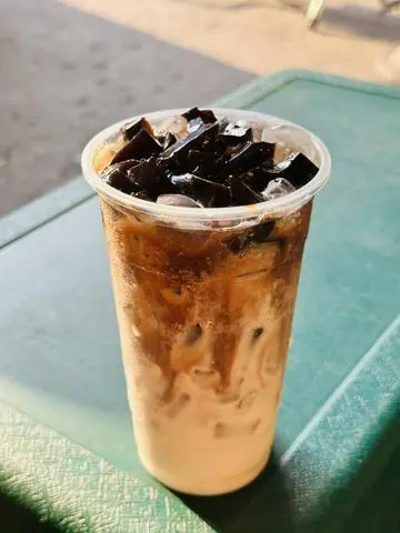Hình ảnh Sữa tươi sương sáo cà phê