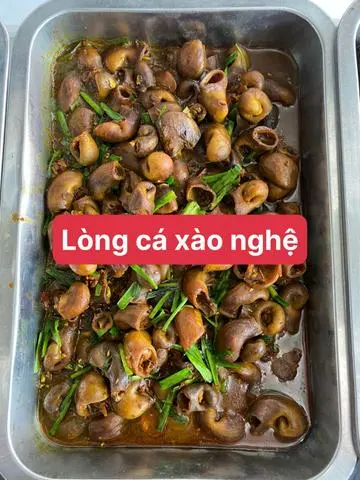 Hình ảnh lòng cá basa xào nghệ