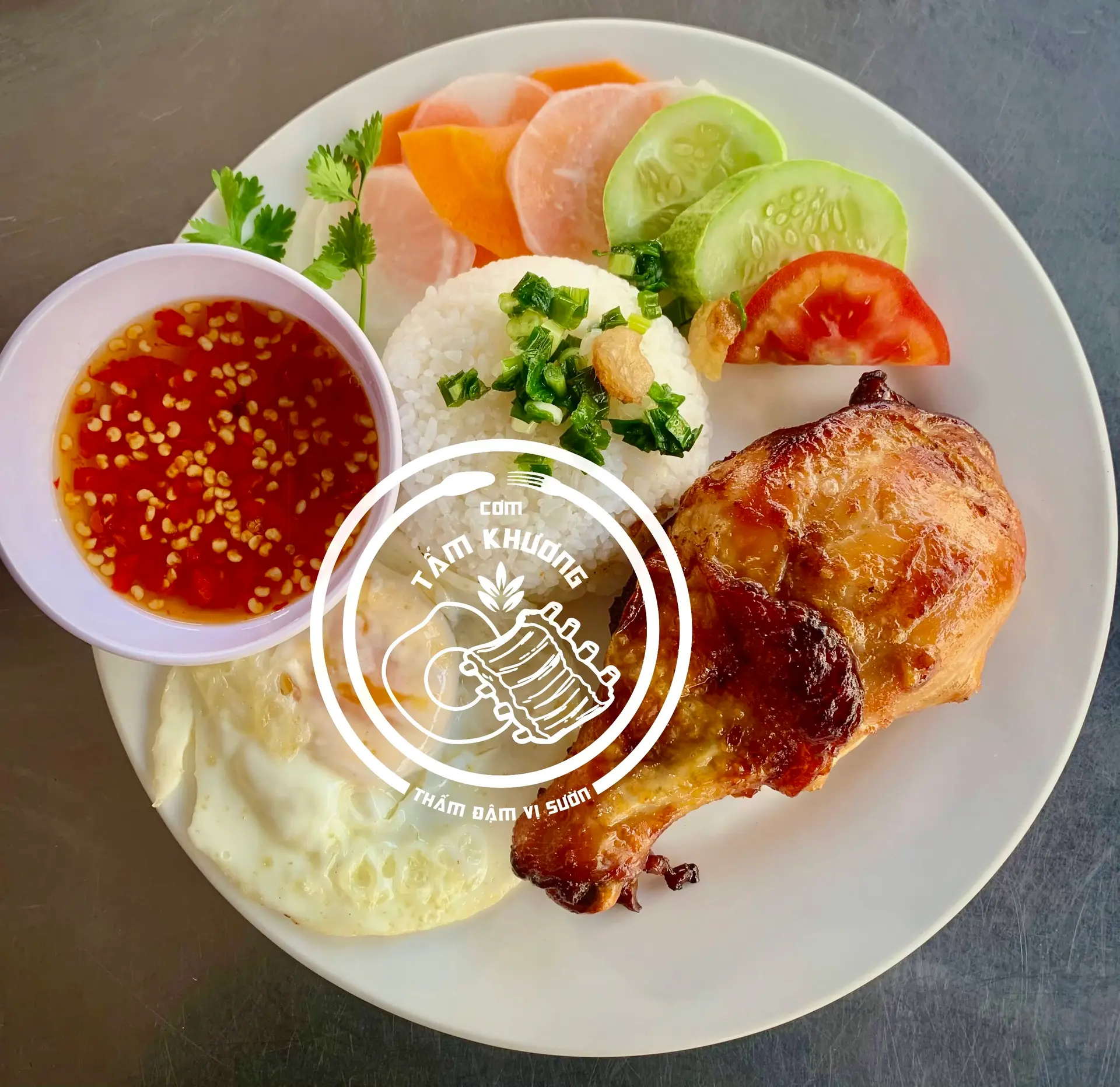 Hình ảnh Cơm đùi gà - ốp la