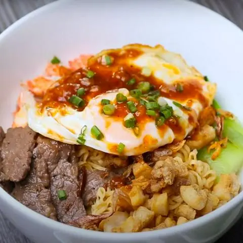 Hình ảnh mi trộn đặc biệt
