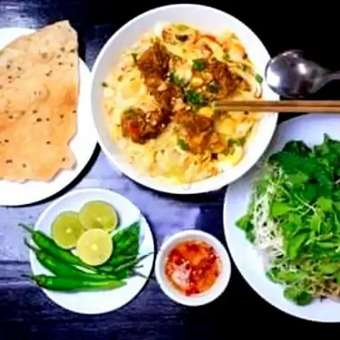Hình ảnh Mì Quảng sườn non
