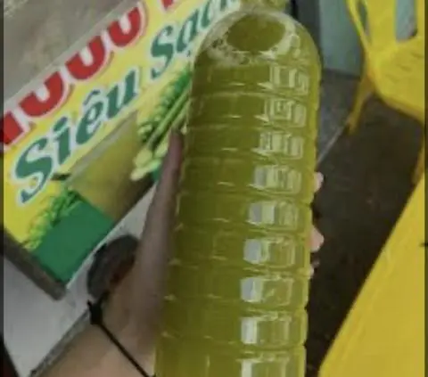 Hình ảnh Nước mía nguyên chất chai 1 lít
