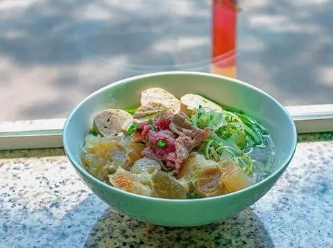 Hình ảnh Phở tái viên 