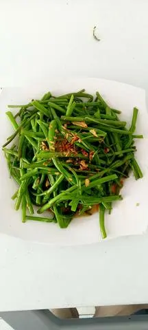 Hình ảnh Rau Muống Xào Tỏi 
