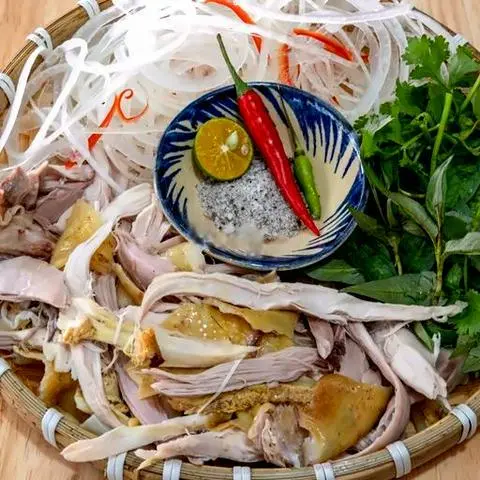Hình ảnh Phần gỏi 1/4 con gà