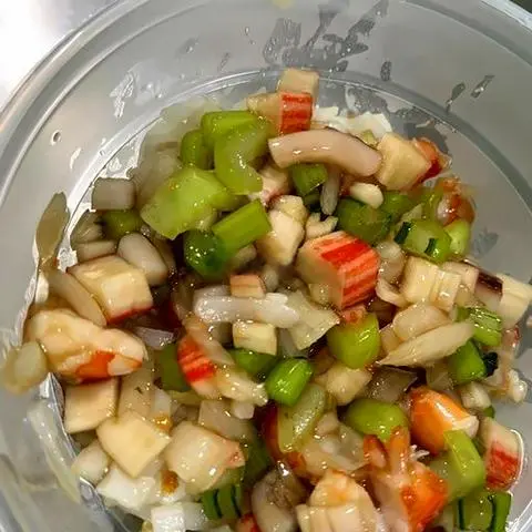 Hình ảnh Hủ tiếu xào hải sản em bé