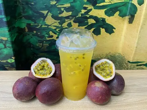 Hình ảnh Nước ép Chanh Dây - Ly 700ml