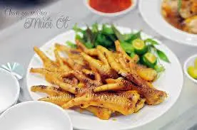 Hình ảnh Chân Gà Nướng Muối Ớt