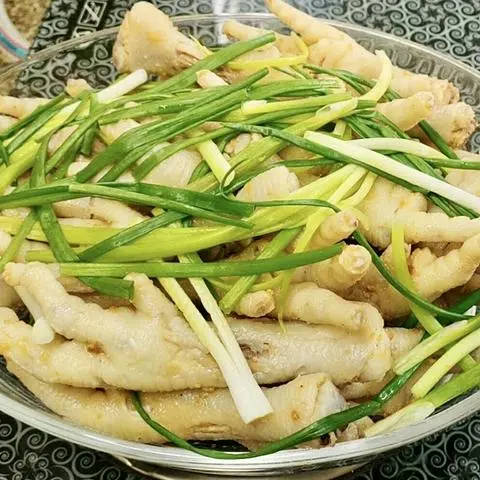 Hình ảnh Chân gà hấp hành