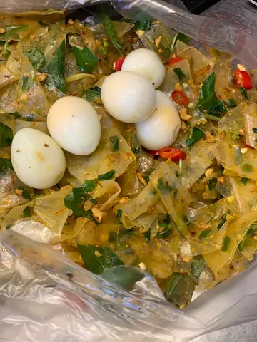 Hình ảnh Bánh Tráng Phơi Sương Mỡ Hành