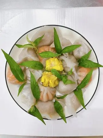 Hình ảnh Há cảo thập cẩm - 15 viên - Tặng 1 trà tắc nhỏ