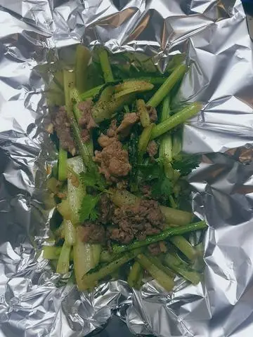 Hình ảnh Bò xào cải