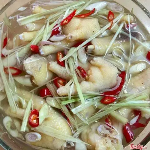 Hình ảnh Chân Gà Có Xương Muối Sả Ớt