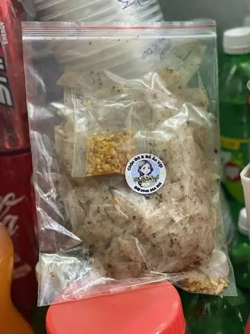 Hình ảnh Bánh tráng sợi tỏi