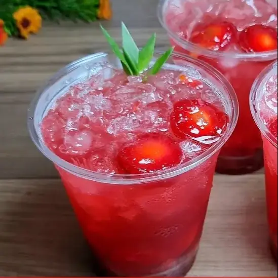 Hình ảnh Trà Mận 700ml