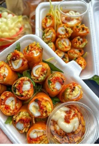Hình ảnh Bánh Tráng Cuốn Bơ Chấm Sốt Tắc