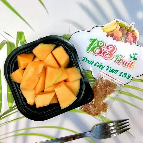 Hình ảnh Dưa lưới cắt sẵn - hộp nhỏ