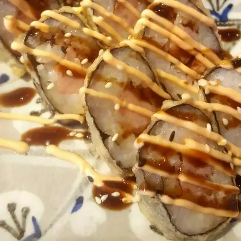 Hình ảnh Sushi chiên Cá Hồi 