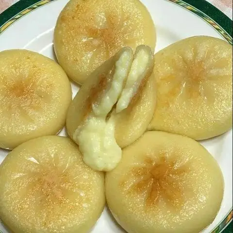 Hình ảnh Bánh Hotteok Phô Mai
