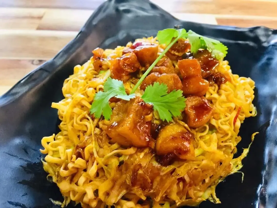 Hình ảnh Mì Xào Tóp Mỡ Da Giòn 