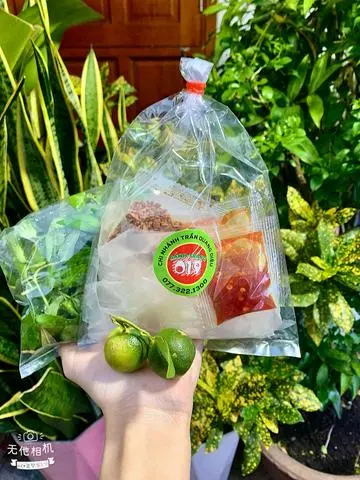 Hình ảnh Bánh tráng ớt rim ( ko trộn )