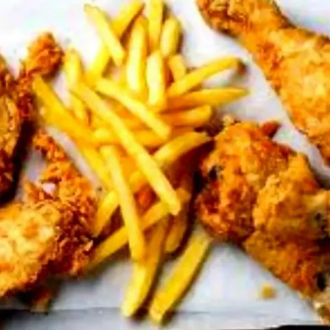 Hình ảnh Combo - đùi gà - cánh gà - khoai tây - coca