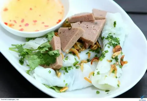 Hình ảnh Bánh Ướt Chả Bò Thịt Nướng (Đặc Biệt)