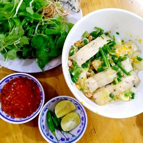 Hình ảnh Mì quảng chả Huế