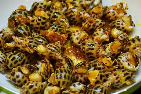 Hình ảnh Ốc cà na bơ tỏi