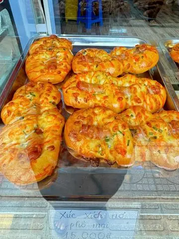 Hình ảnh Bánh xúc xích nơ phô mai