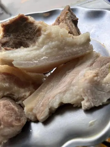 Hình ảnh Cơm Thịt Luộc Cà Pháo