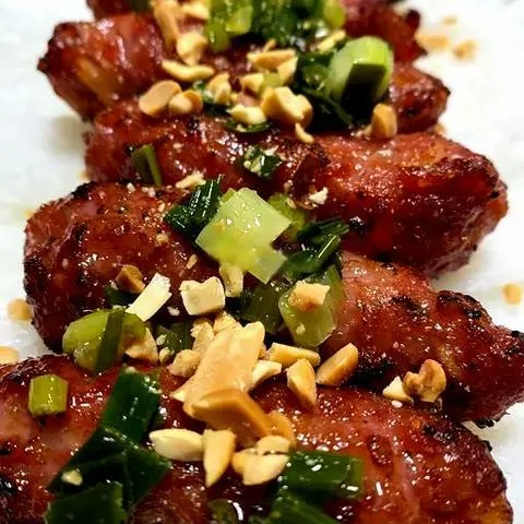 Hình ảnh Nem nướng bánh hỏi