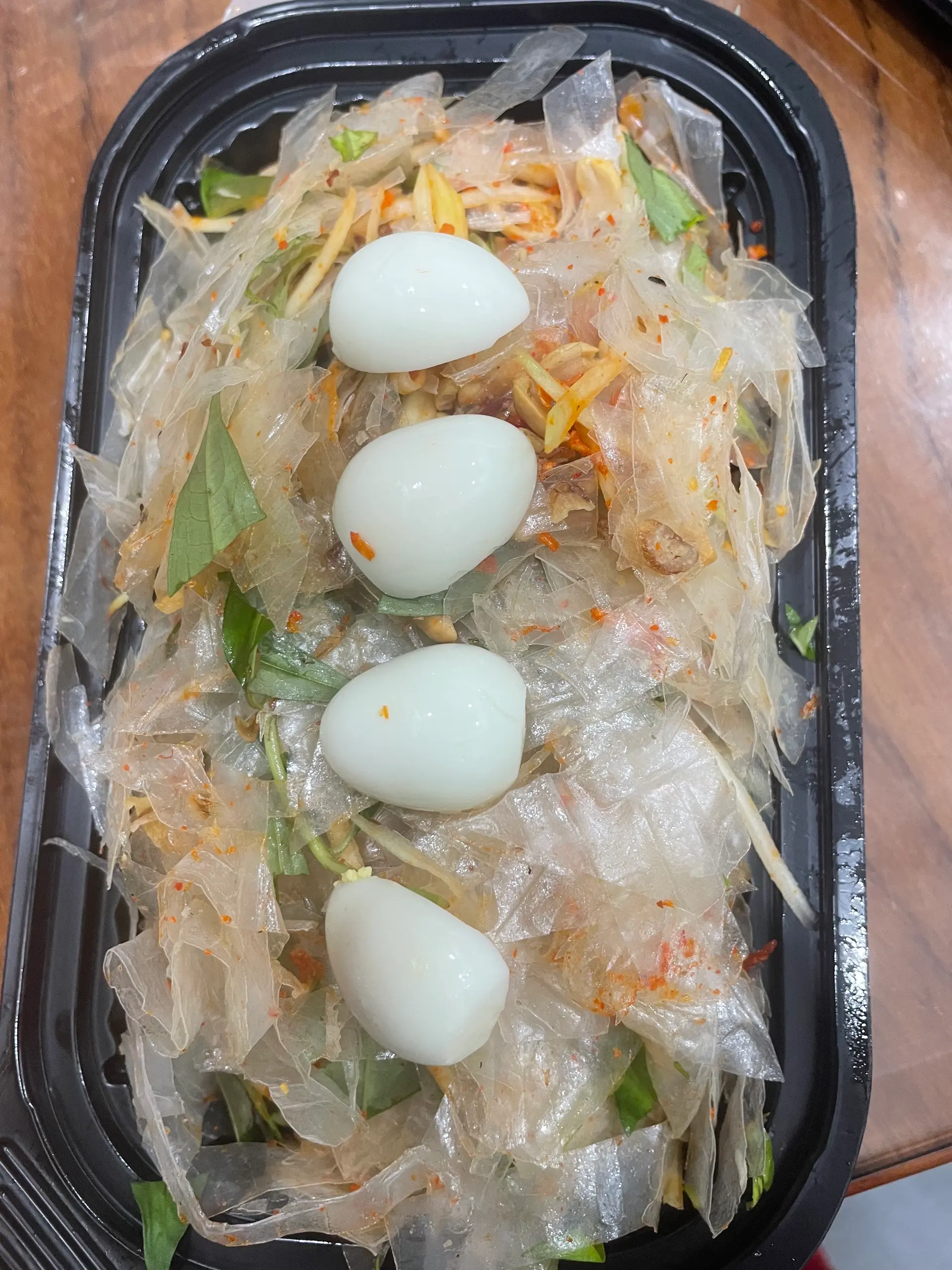 Hình ảnh Bánh tráng trộn sate mỡ hành