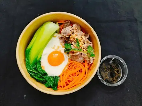 Hình ảnh MÌ TRỘN BA CHỈ BÒ MỸ