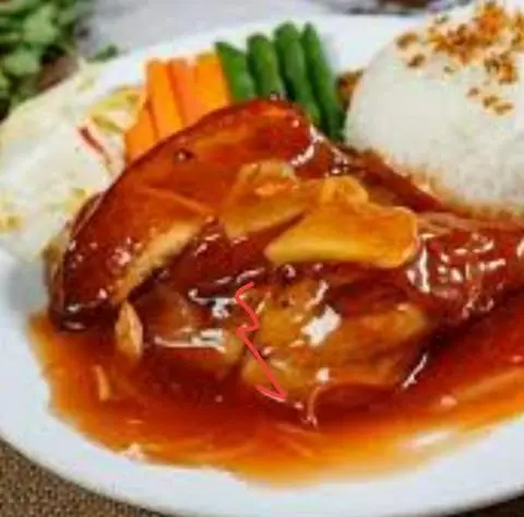 Hình ảnh Cơm chiên gà sốt chua ngọt