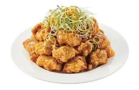 Hình ảnh 17.1 (K) 파닭 치킨 한마리 / Gà Sốt Lá Baro 1 con