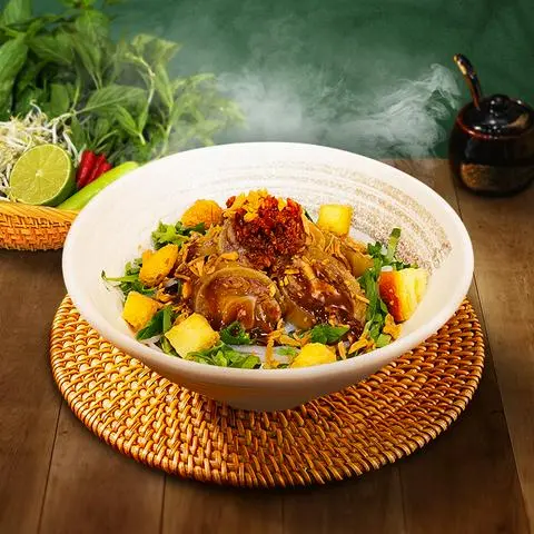 Hình ảnh Phở bò trộn đuôi