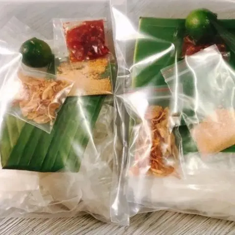 Hình ảnh Bánh tráng muối nhuyễn hành phi 