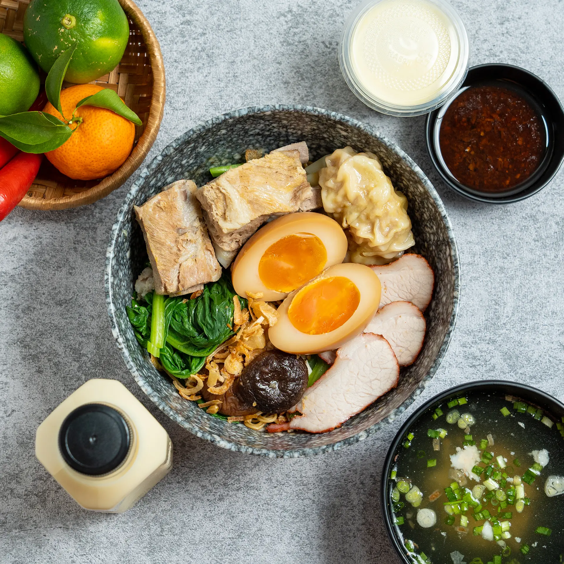 Hình ảnh Combo Mì thập cẩm sườn trứng lòng đào