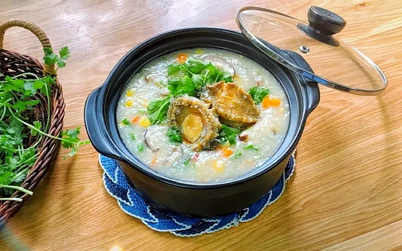 Hình ảnh cháo bào ngư tô thường + trứng