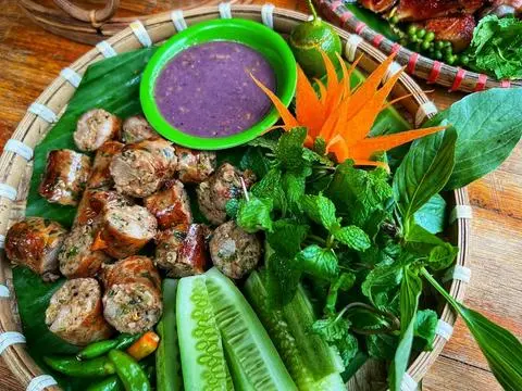 Hình ảnh Dồi heo nướng tộc