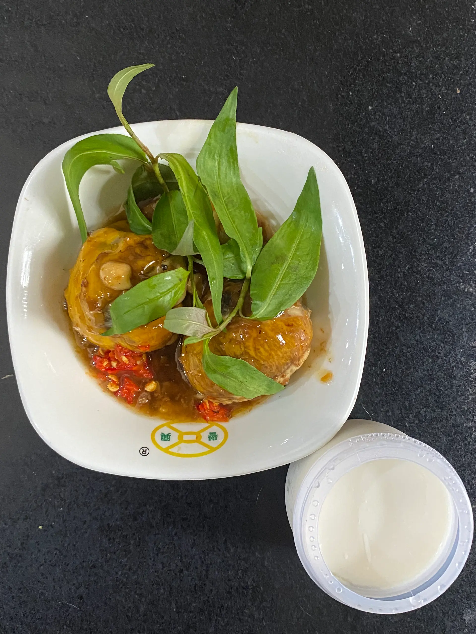 Hình ảnh Compo 2 Trứng Vịt Xào Me + Sữa Chua