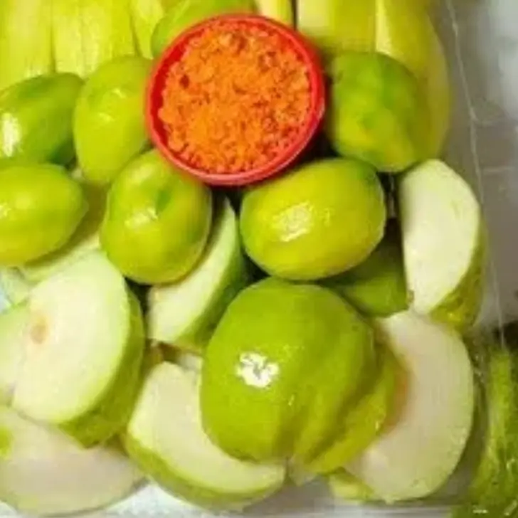 Hình ảnh cóc xoài chấm muối 